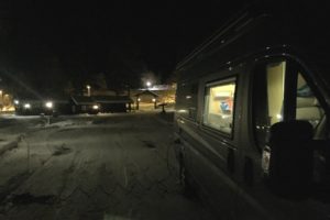 Trolsk vinterstemning langs veien til Vinje i Telemark
